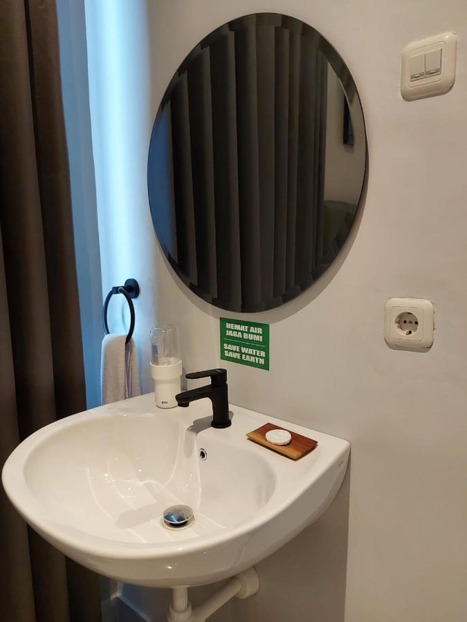 Wisma tamu Atap Biru Semarang